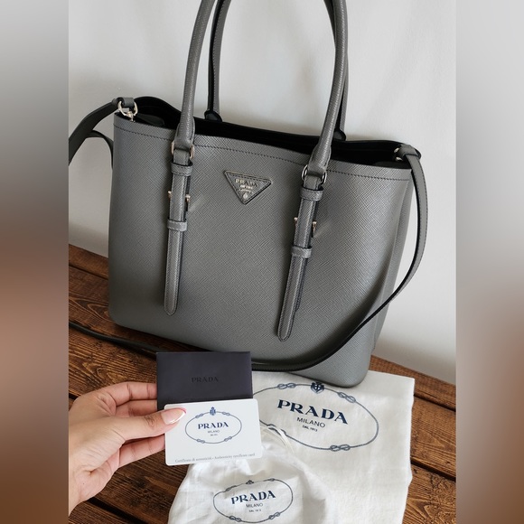 PRADA - Grey Saffiano Medium Leather tote bag - Picture 2 of 4